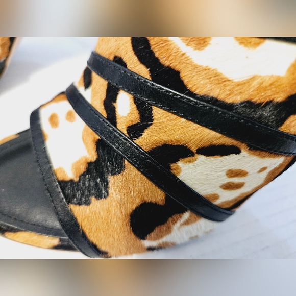 Louise et Cie Lo-Nabila3 Women's Cow hide/Leather Animal Print Heels - Picture 5 of 14